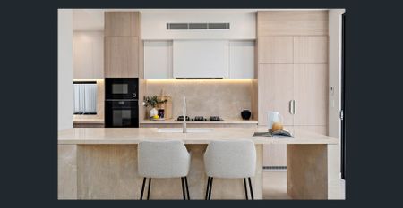 Luxury Four Bedroom + Study Home with Pool in Caringbah South - Photo 3