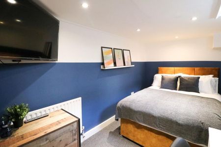 3 bedroom terraced house to rent - Photo 5