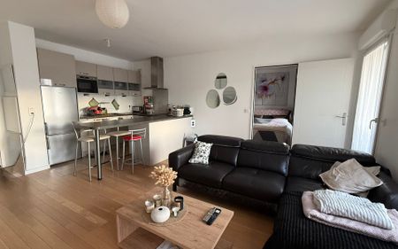 Appartement à louer 2 pièces • 46,70 m2 Joinville-le-Pont - Photo 2