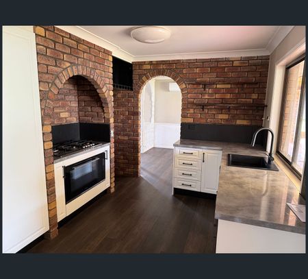6 Tea Tree Court, Newtown, Qld 4350 - Photo 5
