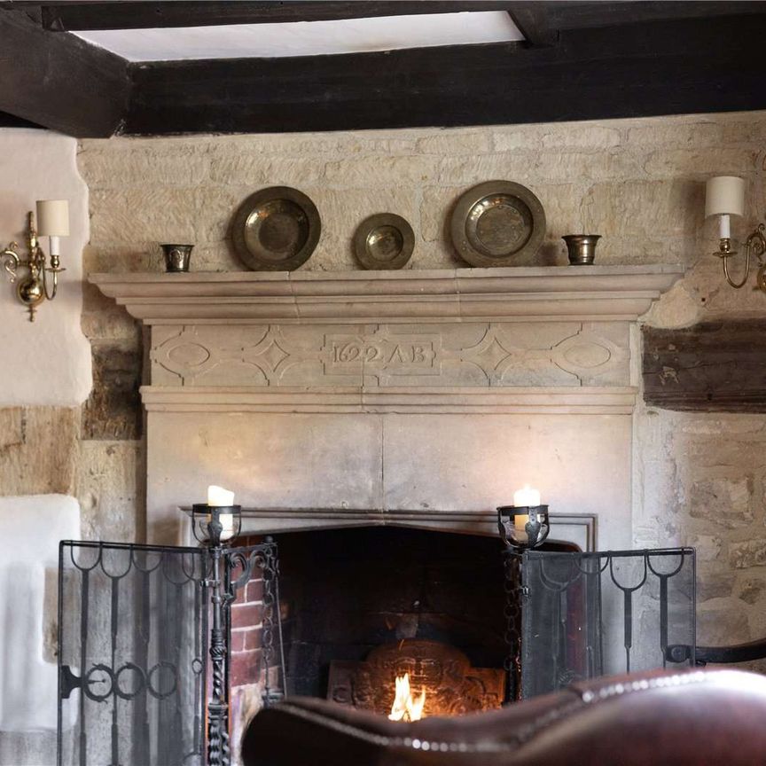 Grade II* listed Manor Farmhouse - Photo 1