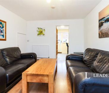 3 bedroom house to rent - Photo 2