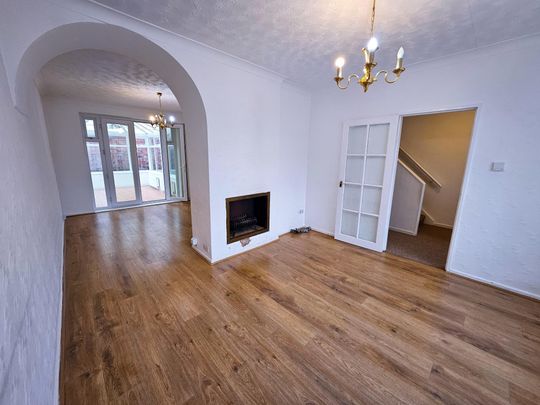 Powells Orchard, Chester, Handbridge - Photo 1