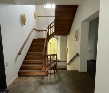 Stilvolle barrierefreie Altbauwohnung in unserer SENIORENWOHNANLAGE... - Foto 1
