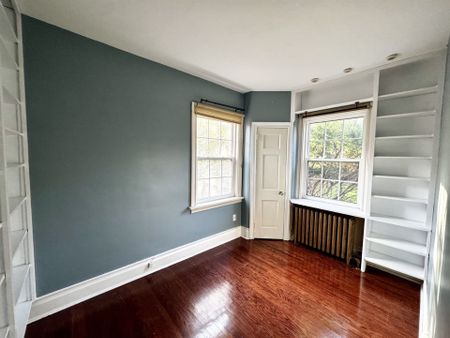 For Lease - 25 Hill Crescent, Toronto, Ontario - Photo 2