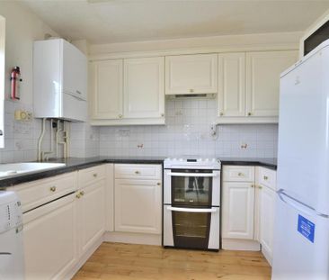 3 bedroom apartment to rent - Photo 6