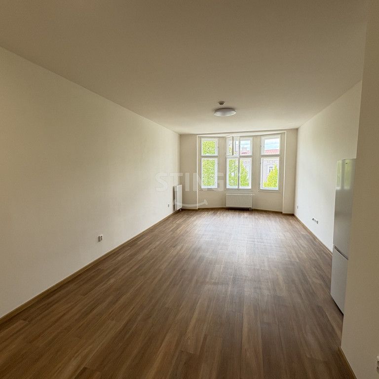 Byt 1+kk k pronájmu, Prostějov, ulice Žižkovo nám. - Fotografie 1