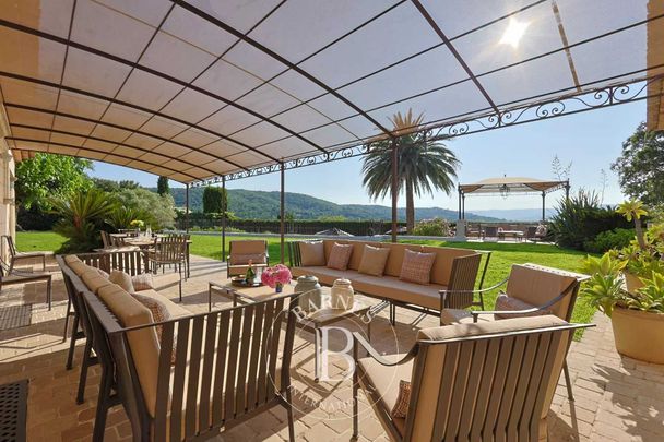 SAINT-TROPEZ - VILLAGE - 8 CHAMBRES - PISCINE - VUE MER - Photo 1