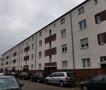 ﻿Schöne 1-Zimmer-Wohnung mit Tageslichtbad und Balkon im Limes-Quar... - Photo 1