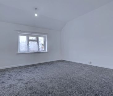 3 bedroom semi detached house to rent - Photo 1