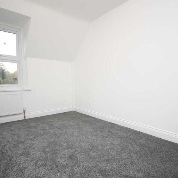 Erconwald Street, East Acton, London, W12 0BP - Photo 1