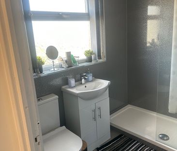 Room in a Shared House, Warner Walk, M11 - Photo 2