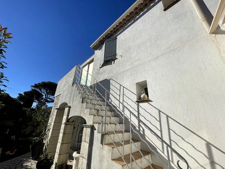 Appartement meublé T2 haut de Villa vue mer d'environ 45 m2 à louer à Carry-le-Rouet, - Photo 2