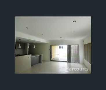 Easy Coastal Living - Photo 1