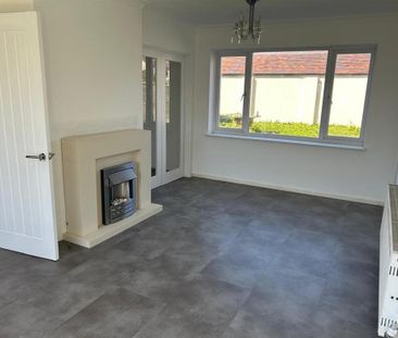 3 bedroom detached house to rent - Photo 5