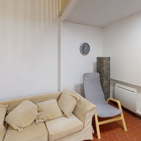 T1 - Photo 1