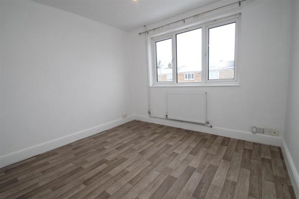 2 bedroom maisonette to rent - Photo 1