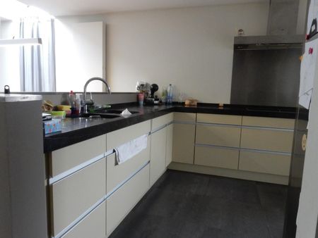 Comfortabele gezinswoning in het centrum van Wingene. - Photo 3