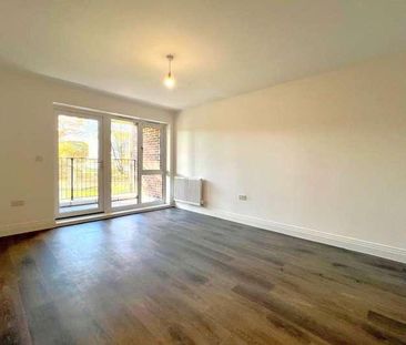 Ottershaw, Surrey, KT16 - Photo 4