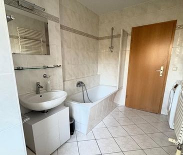 MÖBLIERT und sofort verfügbar: schicke 2-Raum-Wohnung - Photo 6