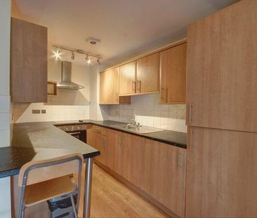 3 bedroom flat to rent - Photo 3