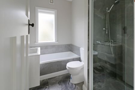 LOCATION, COMMUNITY & CONVENIENCE - Photo 5