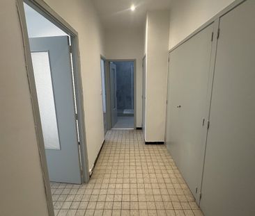 Location Appartement 2 pièces 48m² MONTPELLIER 34090 - Photo 6