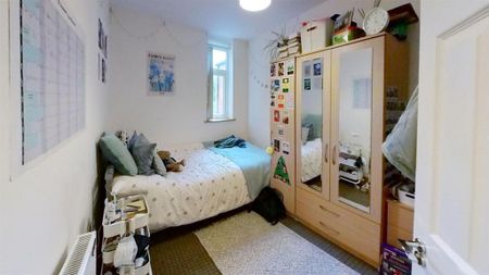 6 bedroom house to rent - Photo 4