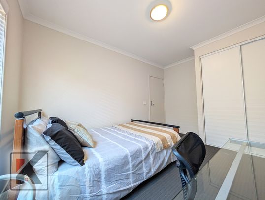 Point Cook - Photo 1