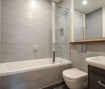 Sheen Park, Richmond, TW9 - Photo 2