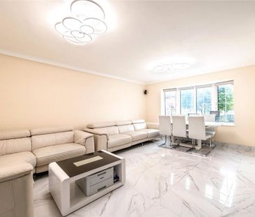 3 bedroom detached house to rent - Photo 4