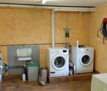 3-Zi.-Dachgeschoßwohnung ohne Balkon im 4.OG ohne Aufzug in Kalk - Photo 1