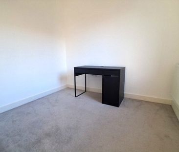 Colville Road, Cambridge £1,850 pcm ⓘ The monthly or weekly payment... - Photo 2