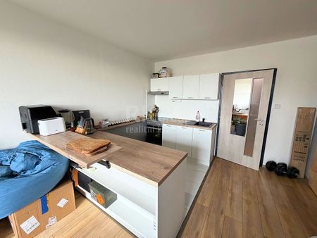 Pronájem bytu 1+kk 30 m² - Photo 3