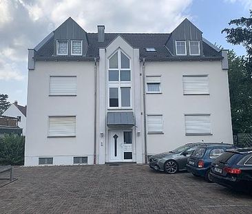 2-Zimmer-Dachgeschosswohnung mit Loggia - Photo 1