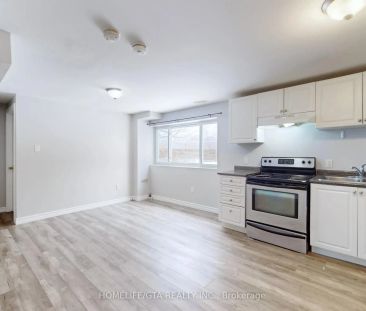 350 Waverly Street N #Basement - Photo 5