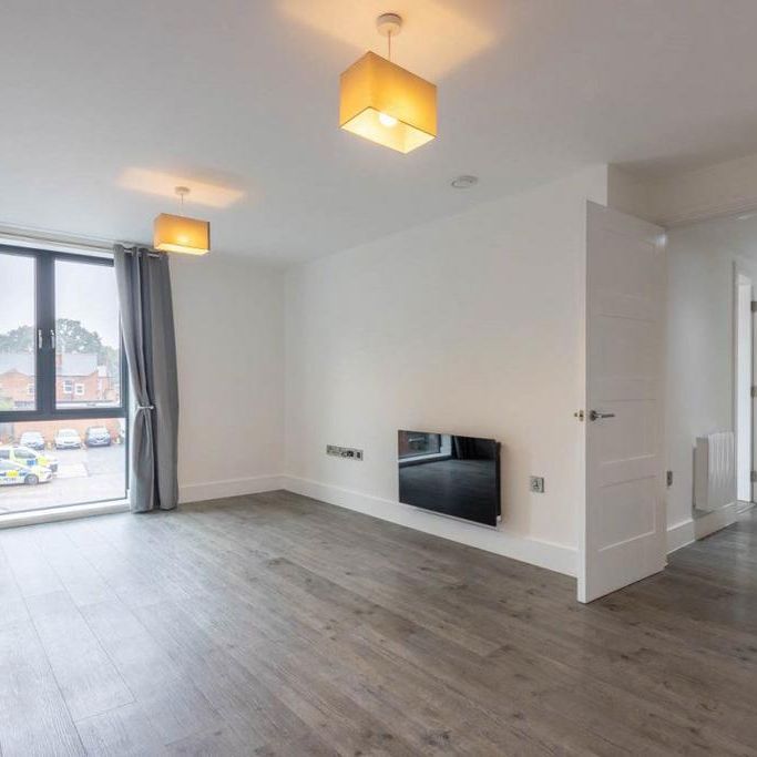 2 bedroom flat to rent - Photo 1