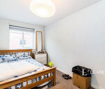 1 bedroom in a house share to rent - Photo 6