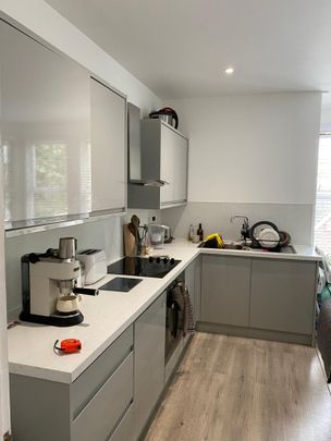 2 Bed Flat, Lowther Road, BN1 - Photo 1