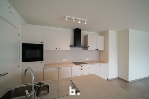 Appartement te huur - Photo 1