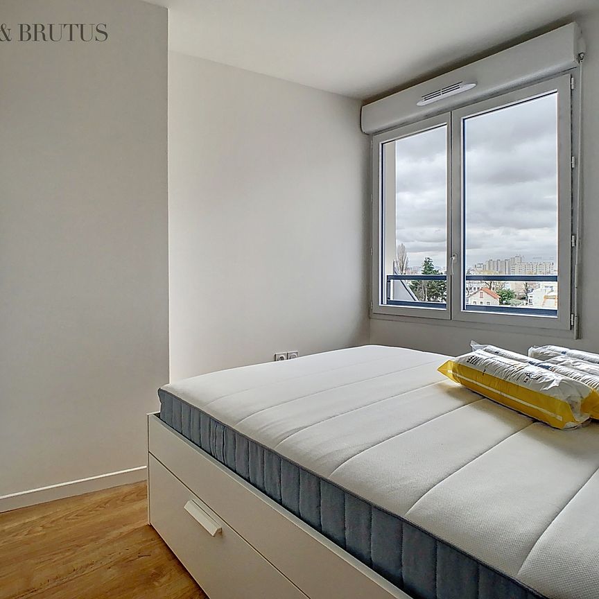 Appartement 4 pièces meublé - 74,04 m2 + 2 terrasses et parking - LE BLANC-MESNIL - Photo 1