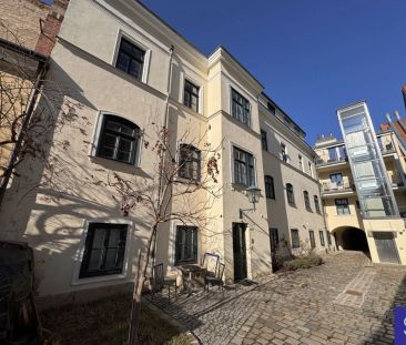 Provisionsfrei: Renovierter 25m² Altbau mit Einbauküche beim Rochus... - Photo 3