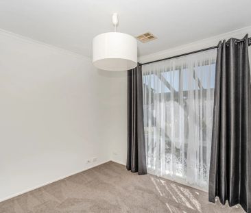 Excellent two bedroom townhouse - Photo 5