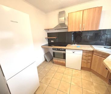 Langsur: Viel Raum für Familie oder WG – 4-Zimmer-Wohnung mit Einba... - Foto 2