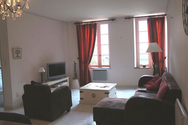 Location Appartement 3 pièces 81m² - Photo 1