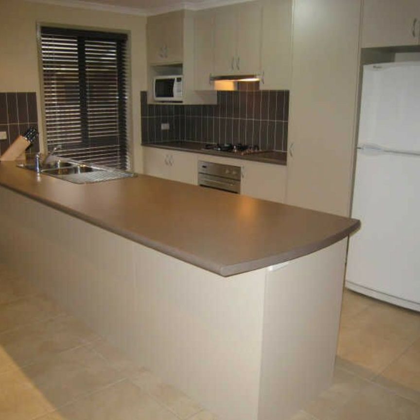 Spacious 4 Bedroom Family Home in Watson - Photo 1