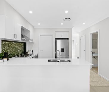 101 Edmund Street, Grantham Farm NSW 2765 - House For Rent | Domain - Photo 5