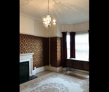 5 Bed Detached House, St. Andrews Road, S11 - Photo 3