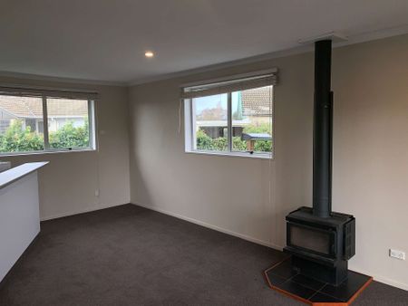 Three Bedroom Home - Photo 4