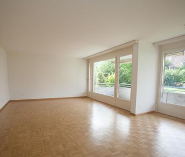 Attraktive und helle 4.5-Zimmerwohnung zu vermieten! - Photo 1